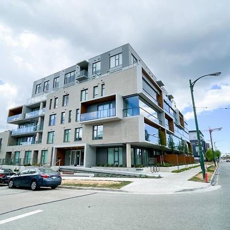 Spacious New Apartment With Working Space@Oakridge Vancouver Buitenkant foto